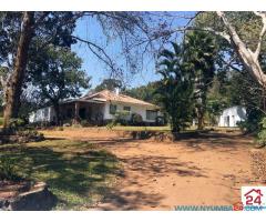 Four Bedroom Home with Swimming Pool in Chigumula, Blantyre