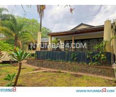 Spacious 3 bedroom House with Pool in Sunnyside Blantyre